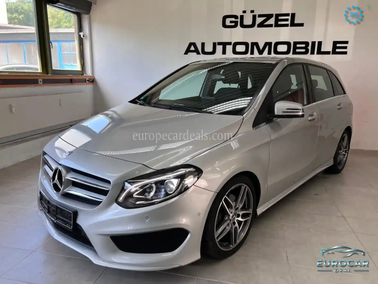 Mercedes-Benz B 180
