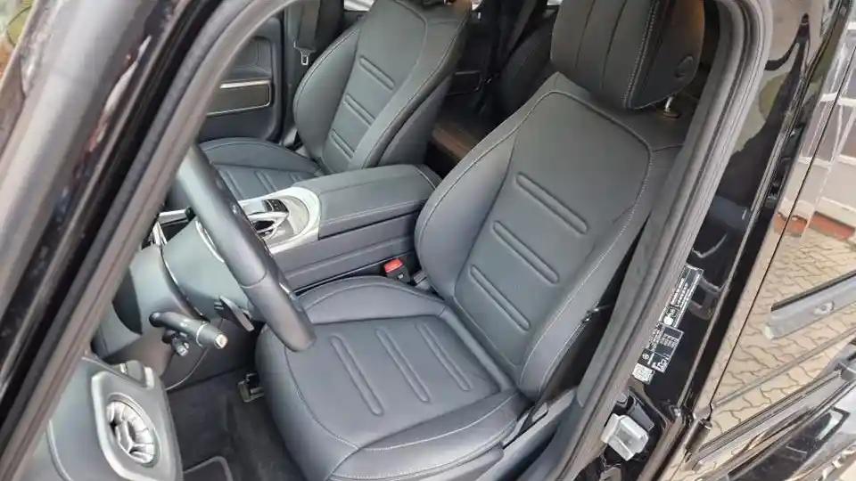 Mercedes-Benz G 500