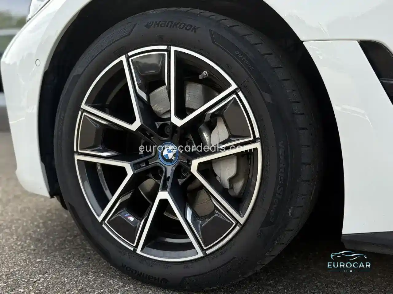 BMW i4