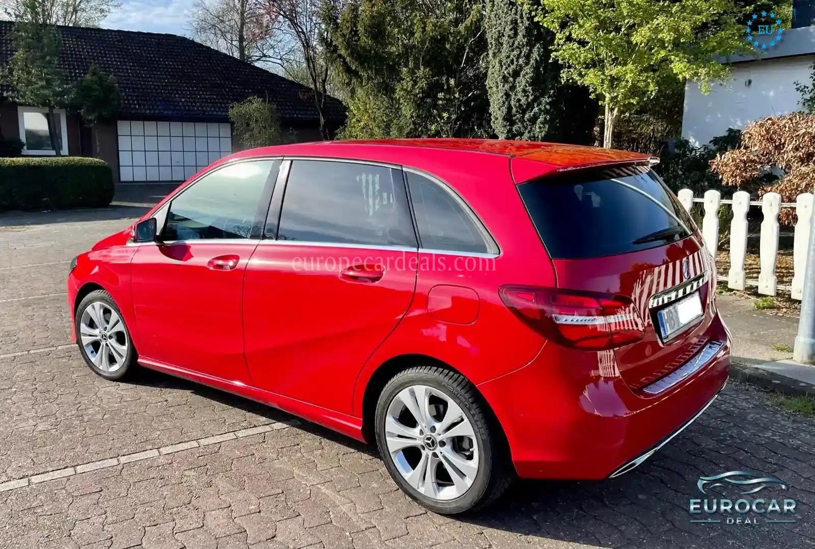 Mercedes-Benz B 180