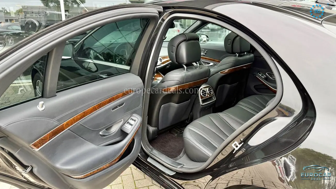 Mercedes-Benz S 400