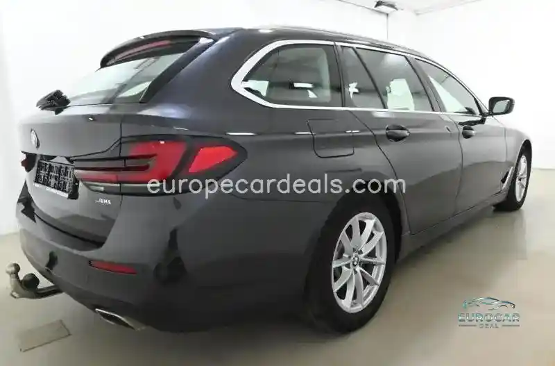 BMW 518
