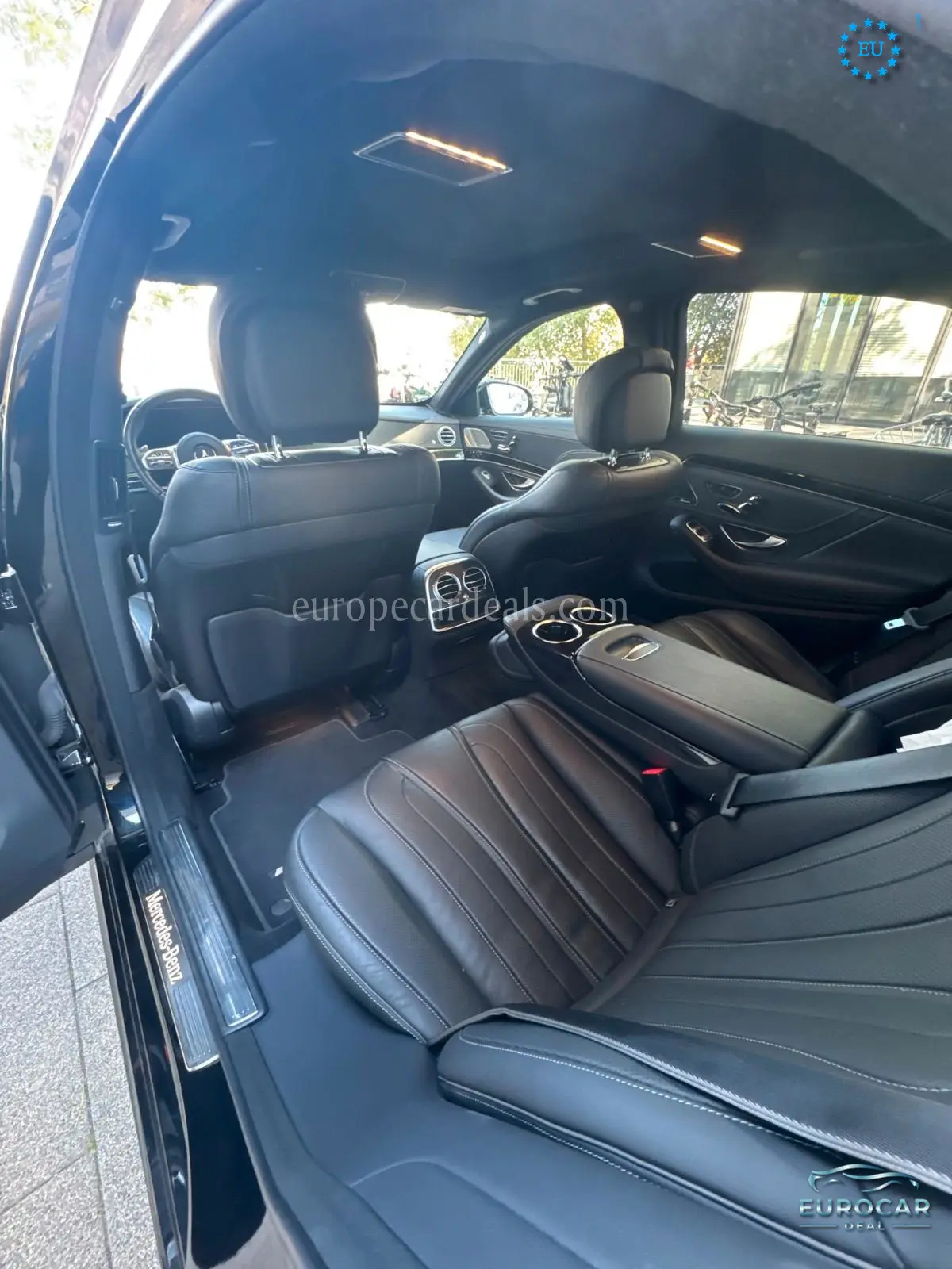 Mercedes-Benz S 560