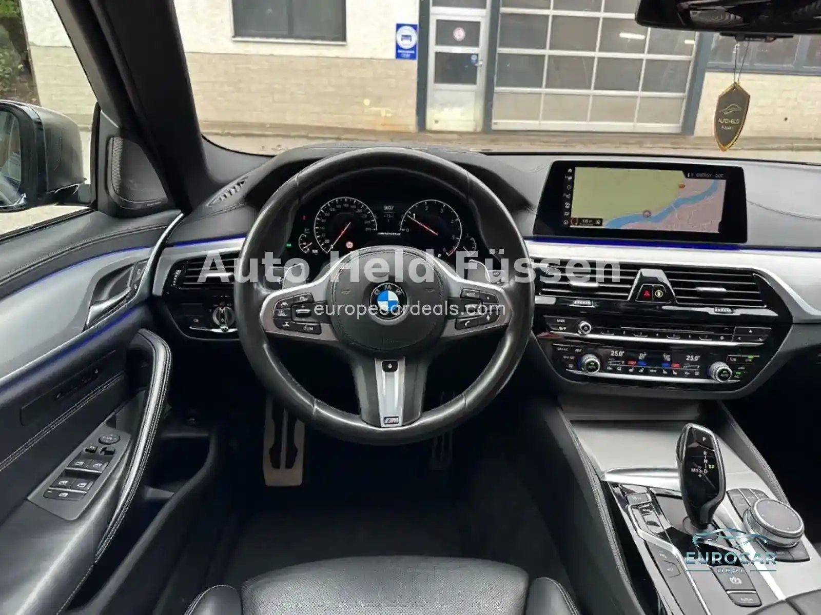 BMW M550