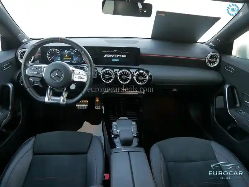 Mercedes-Benz CLA 45 AMG Shooting Brake