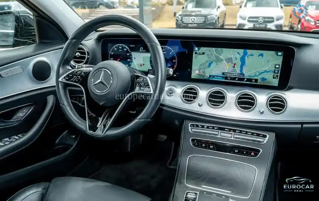 Mercedes-Benz E 200