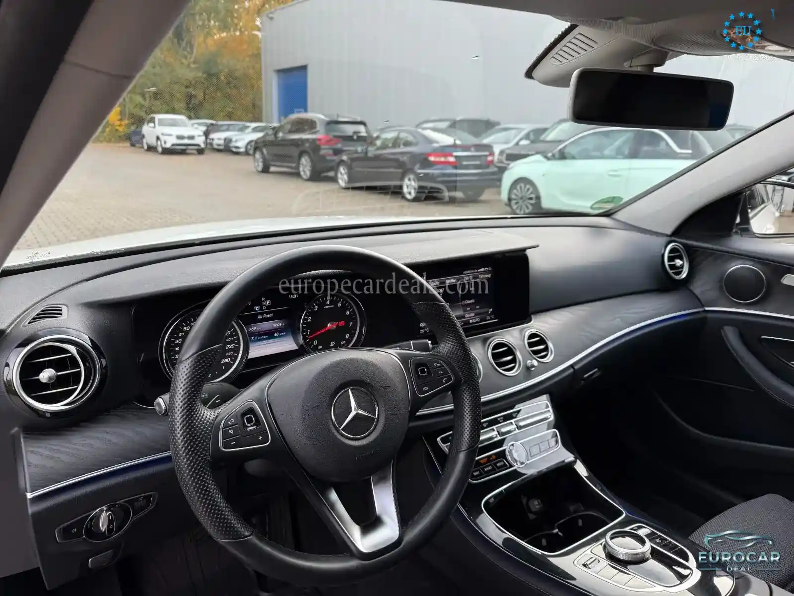 Mercedes-Benz E 200