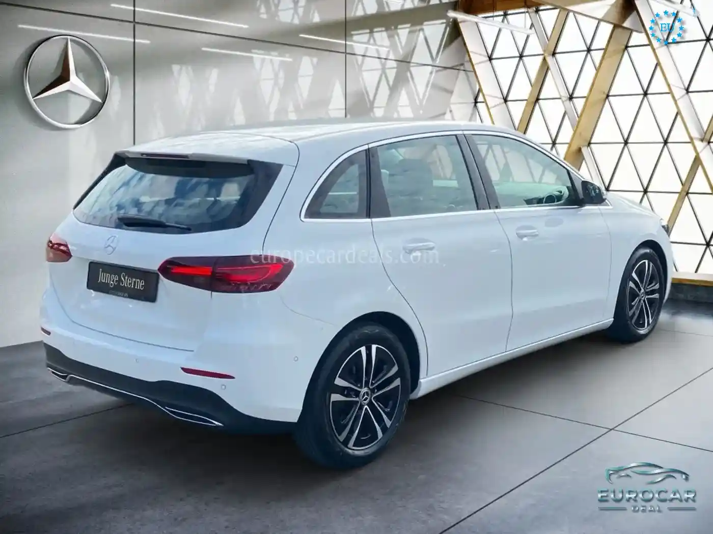 Mercedes-Benz B 180