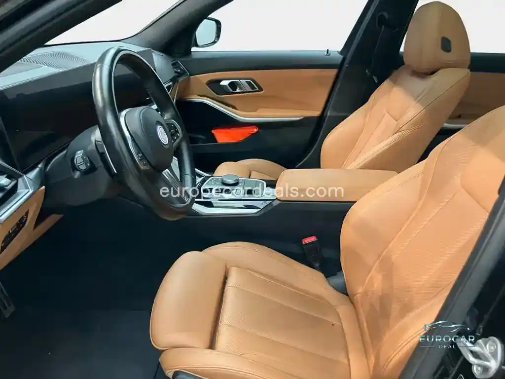 BMW 330