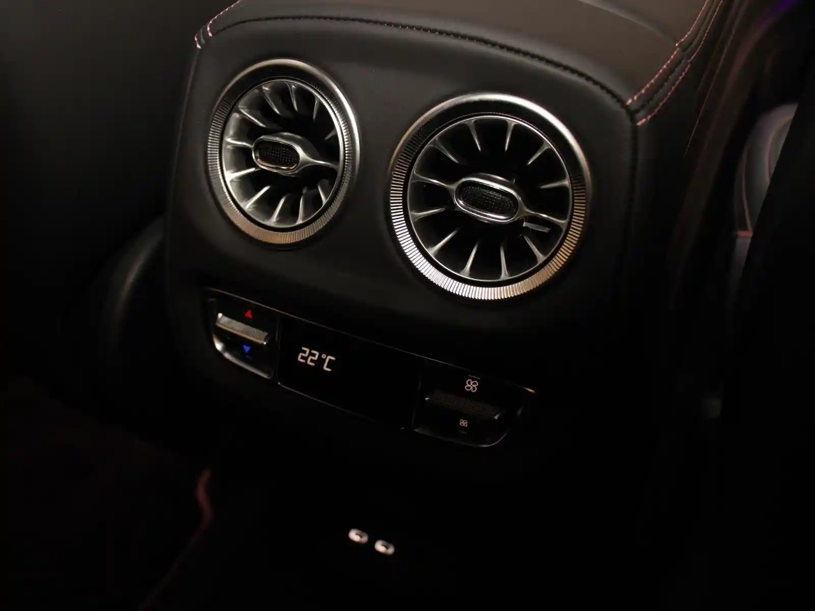 Mercedes-Benz G 500