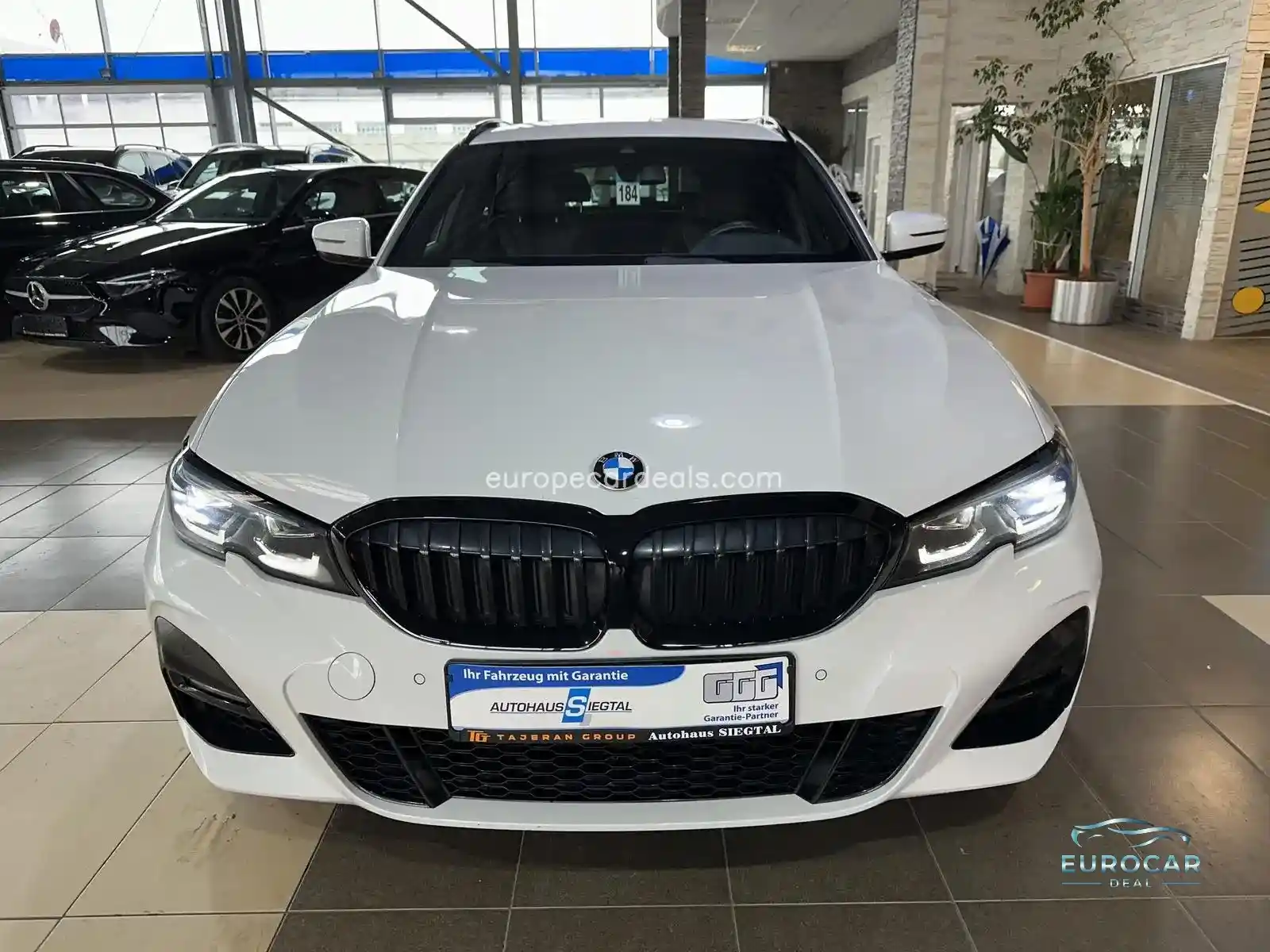 BMW 330