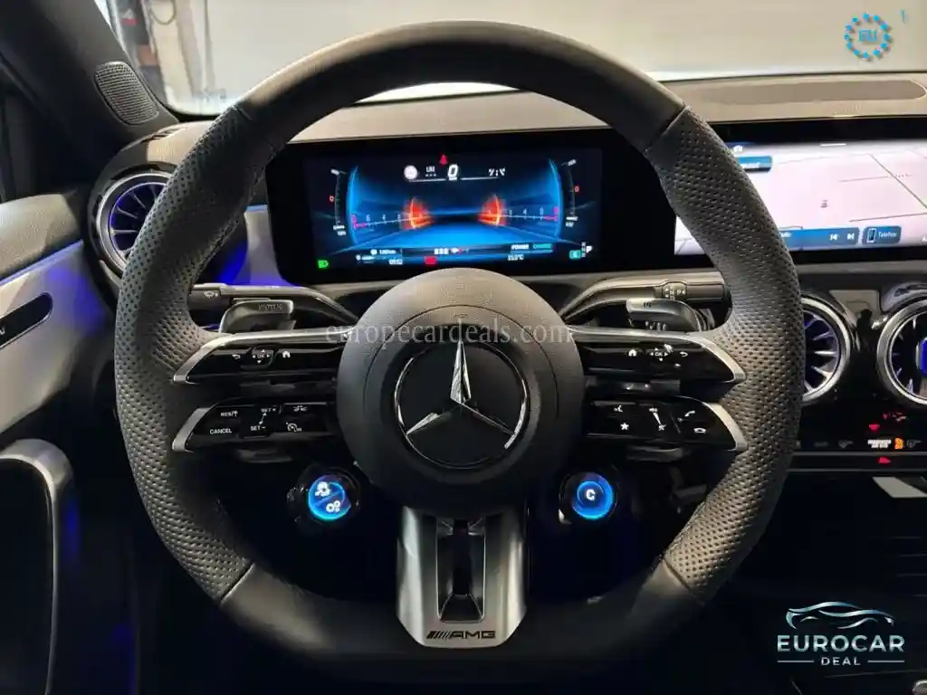 Mercedes-Benz A 35 AMG