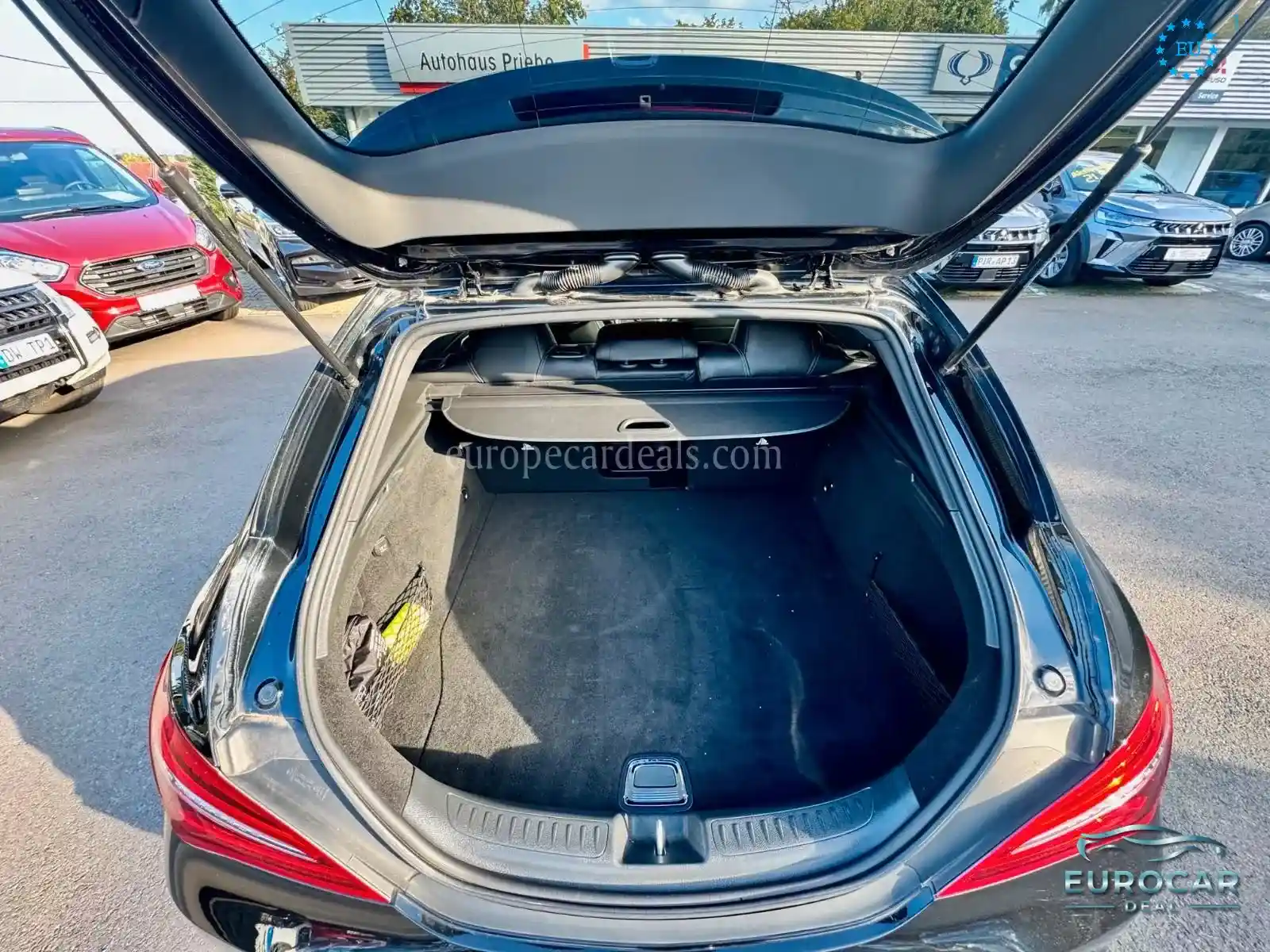 Mercedes-Benz CLA 45 AMG Shooting Brake