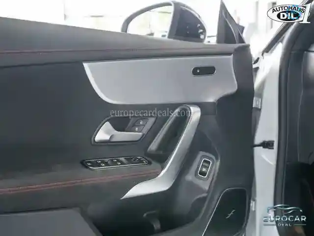 Mercedes-Benz CLA 35 AMG