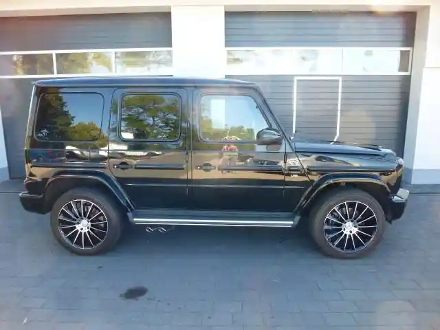 Mercedes-Benz G 500