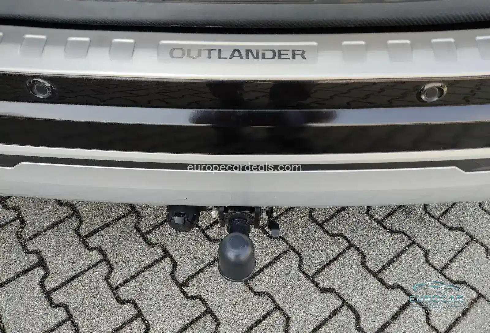 Mitsubishi Plug-in Hybrid Outlander