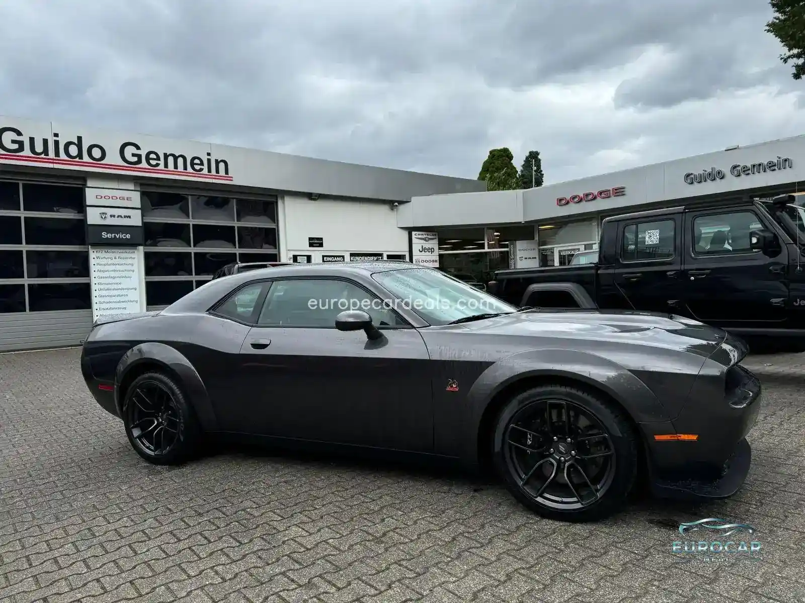 Dodge Challenger
