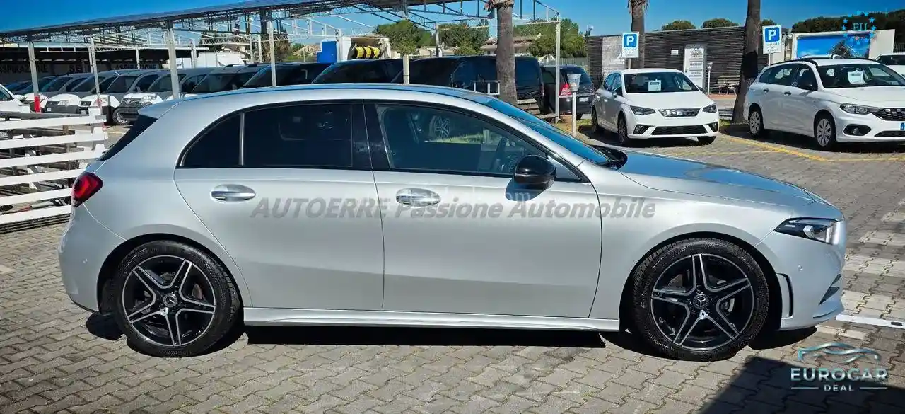 Mercedes-Benz A 200