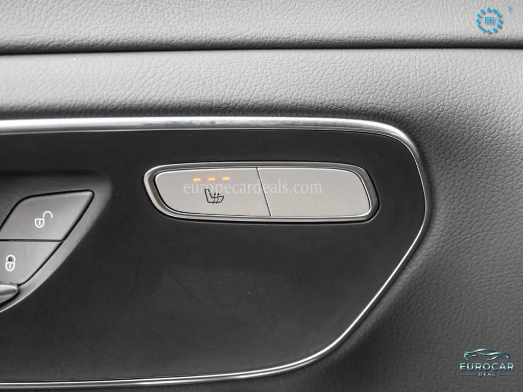 Mercedes-Benz V 220