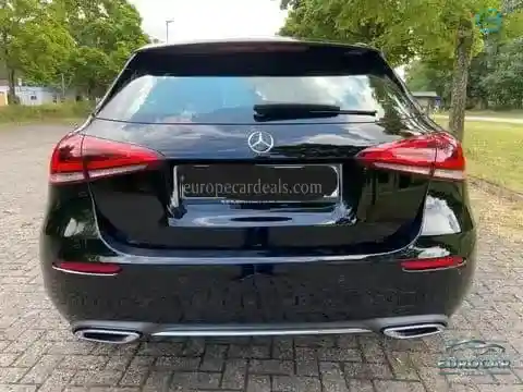Mercedes-Benz A 220