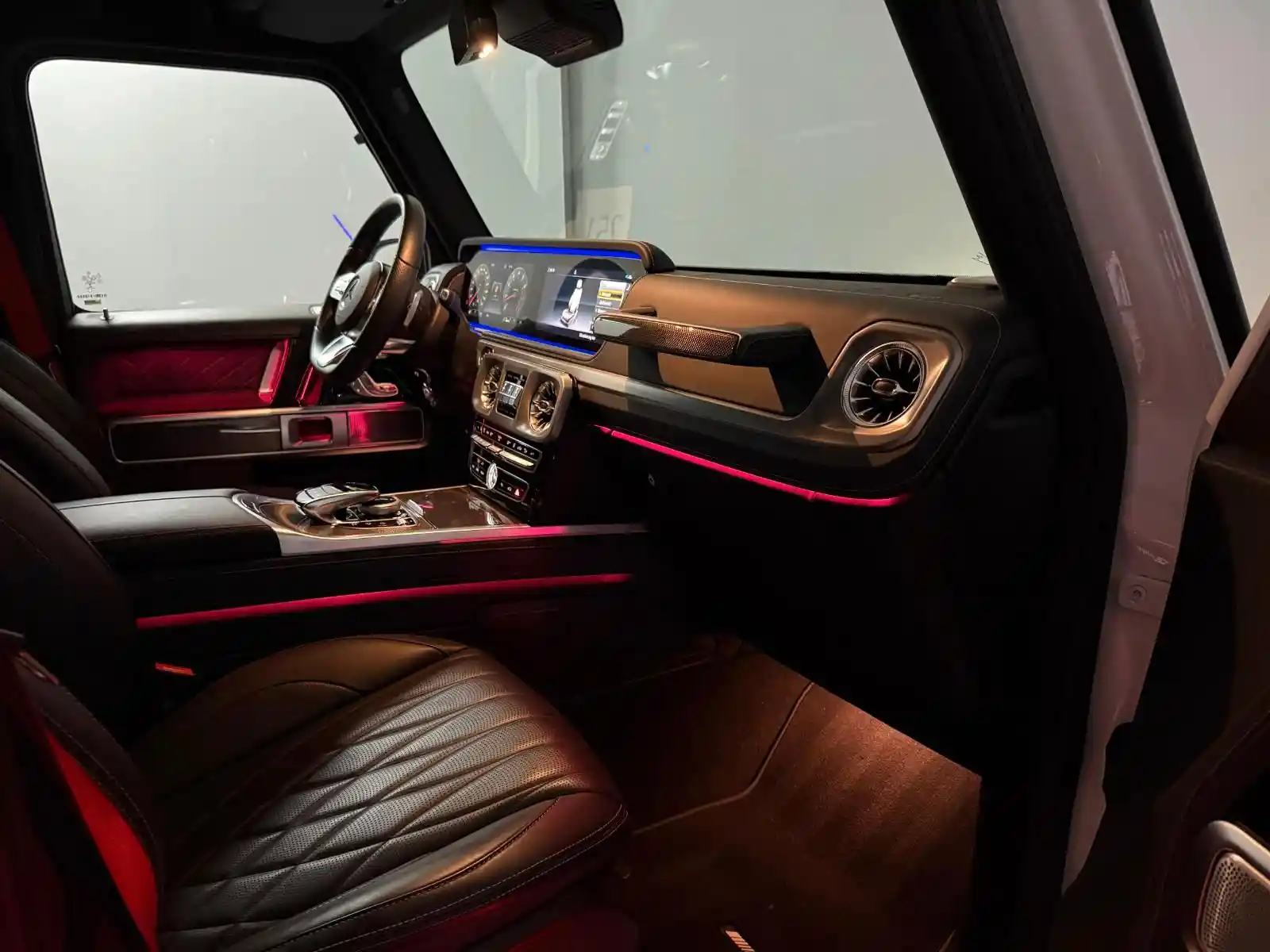 Mercedes-Benz G 500