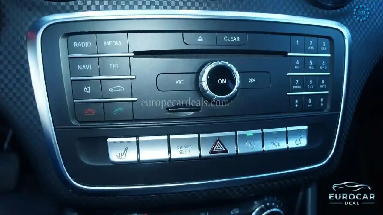 Mercedes-Benz A 220