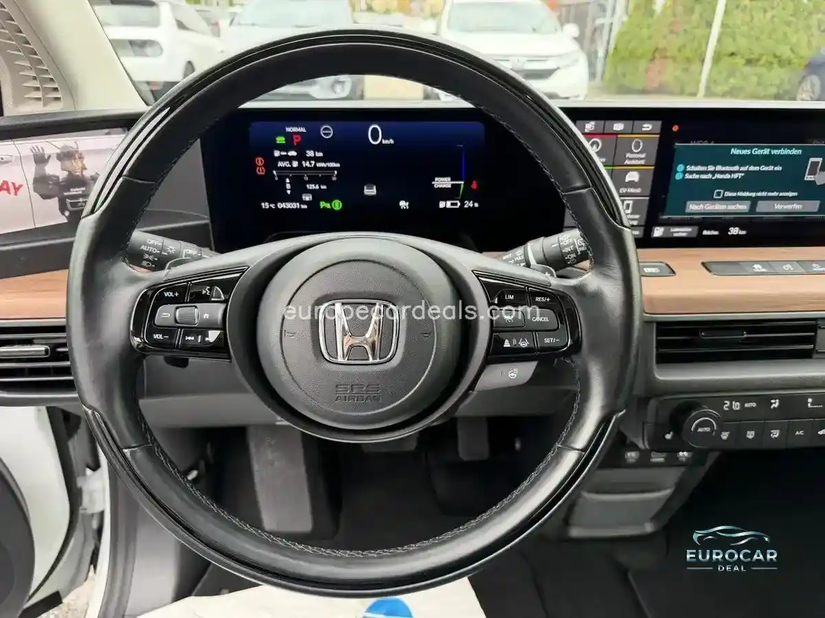 Honda e