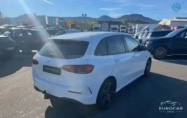 Mercedes-Benz B 250
