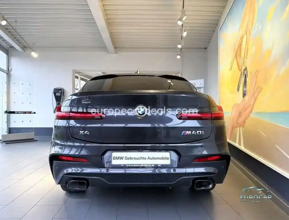 BMW X4 M40