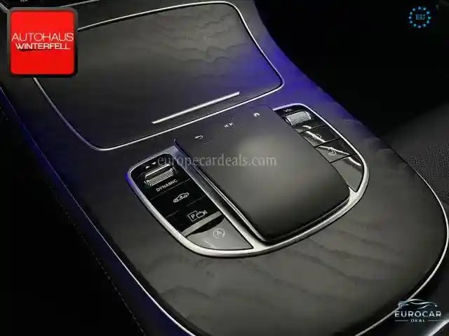 Mercedes-Benz E 400