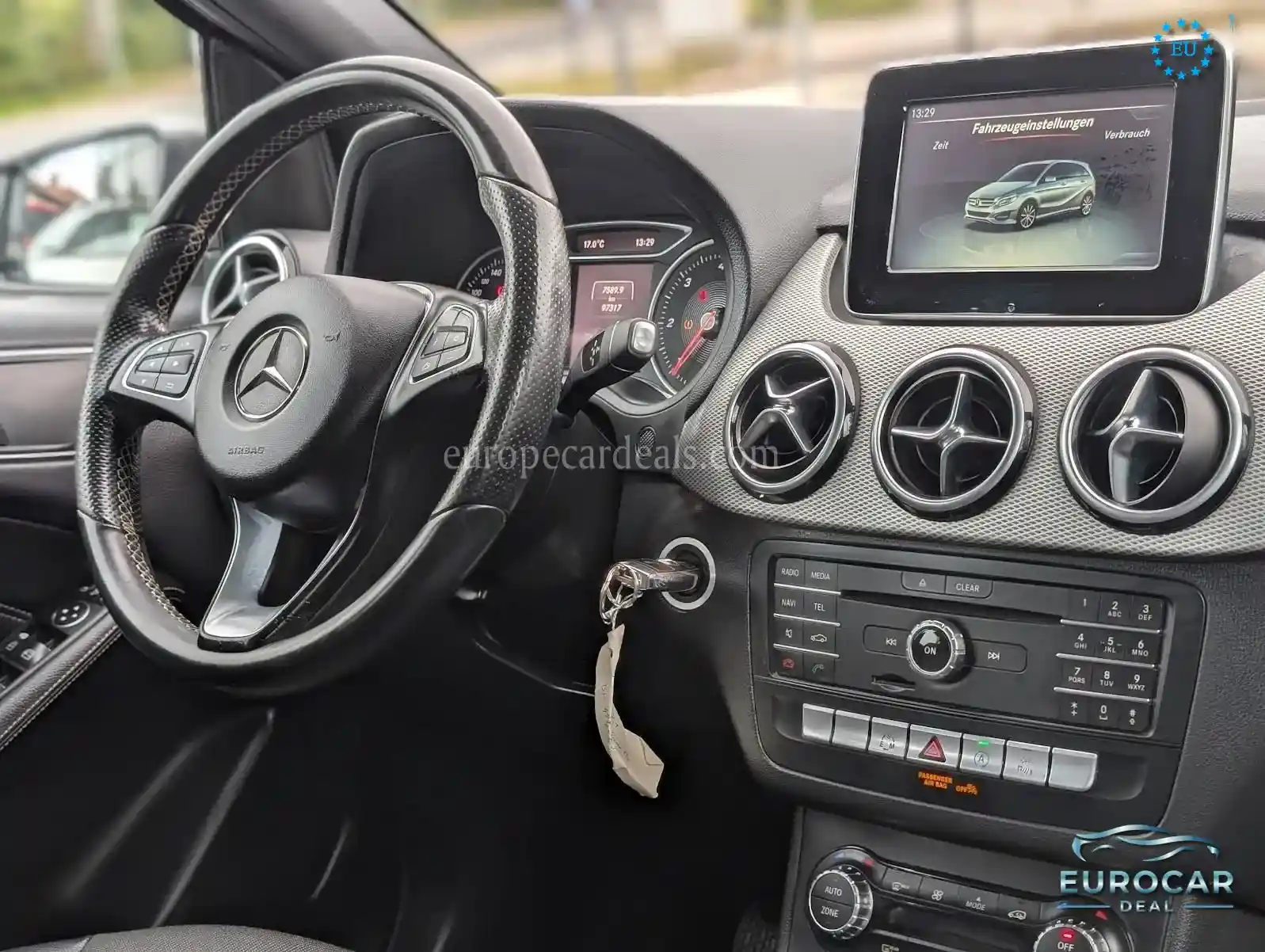 Mercedes-Benz B 180