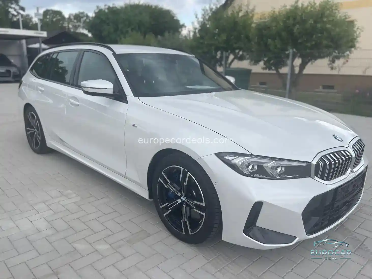 BMW 330