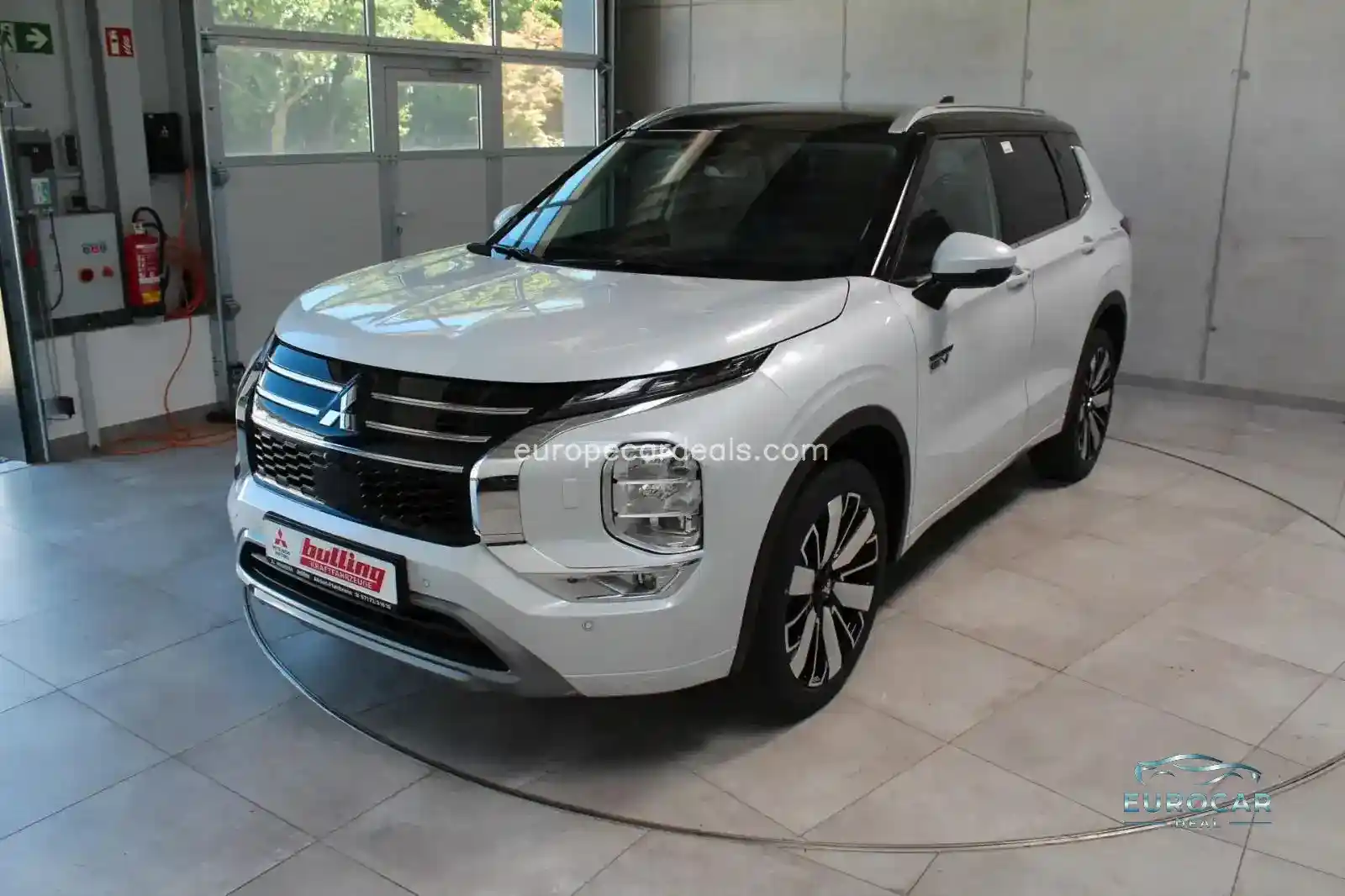 Mitsubishi Plug-in Hybrid Outlander