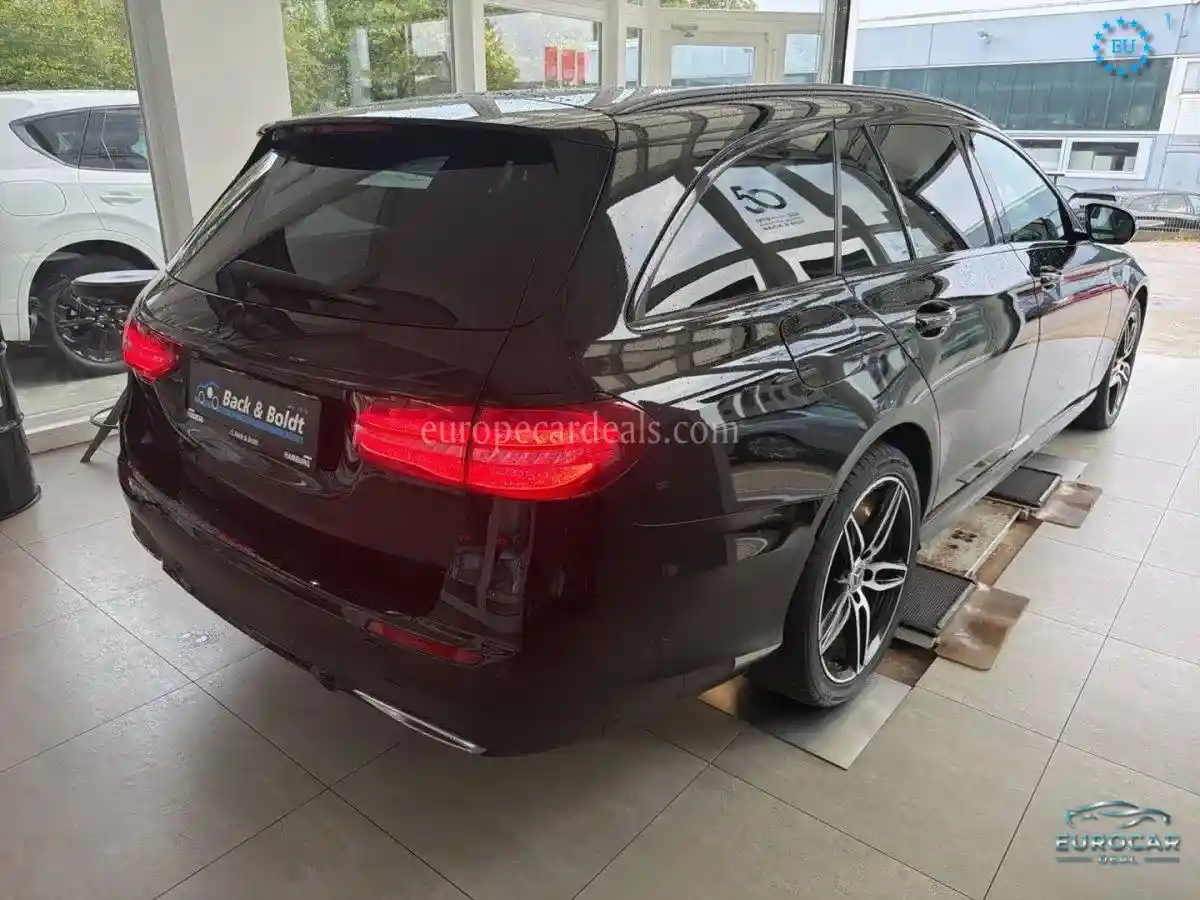 Mercedes-Benz E 400