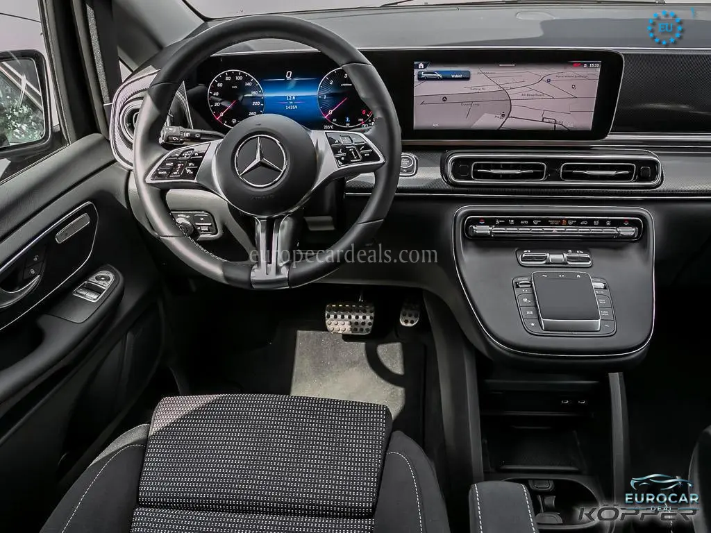 Mercedes-Benz V 220