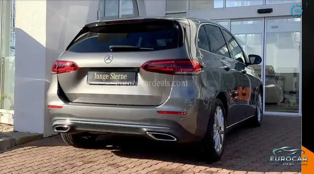 Mercedes-Benz B 220
