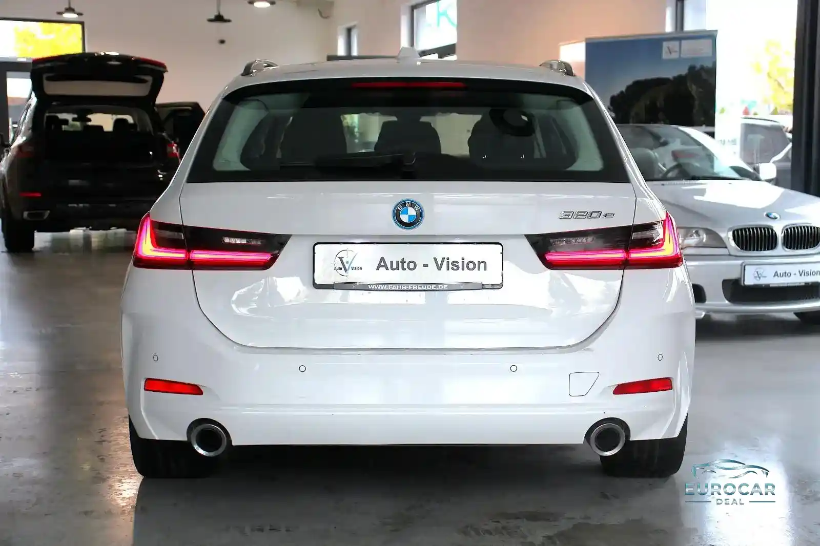 BMW 320