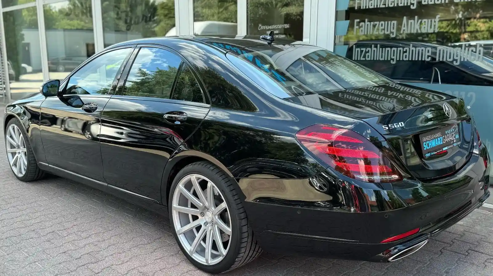 Mercedes-Benz S 560
