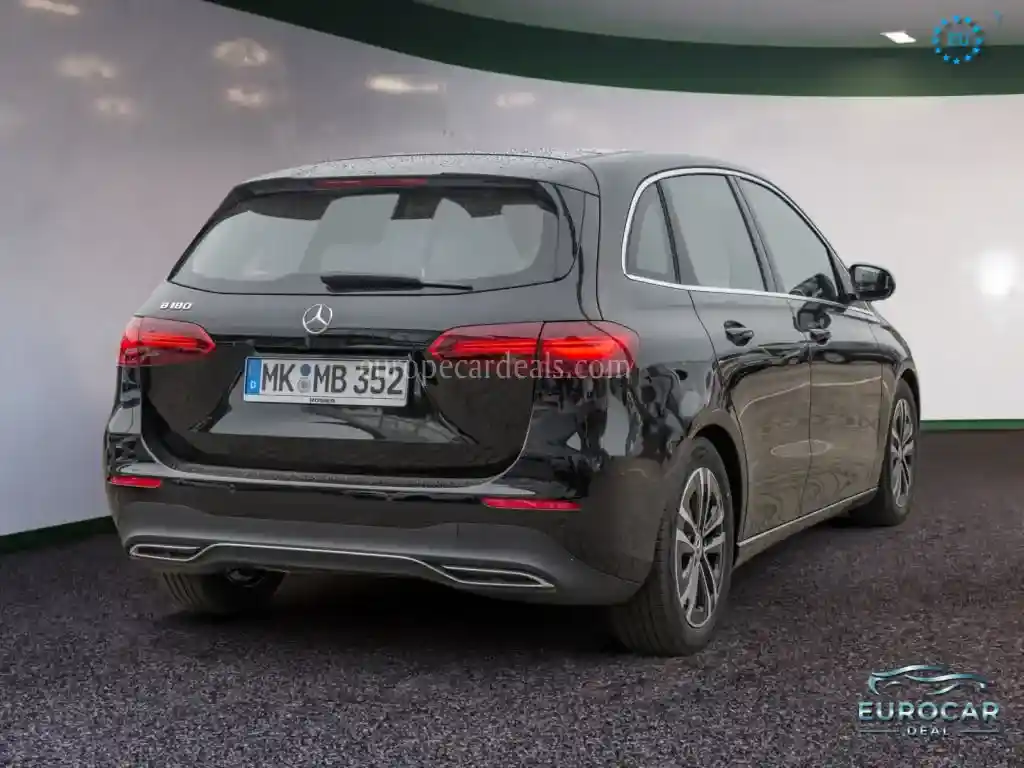 Mercedes-Benz B 180