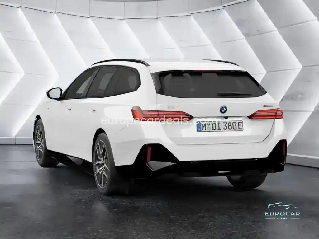BMW i5