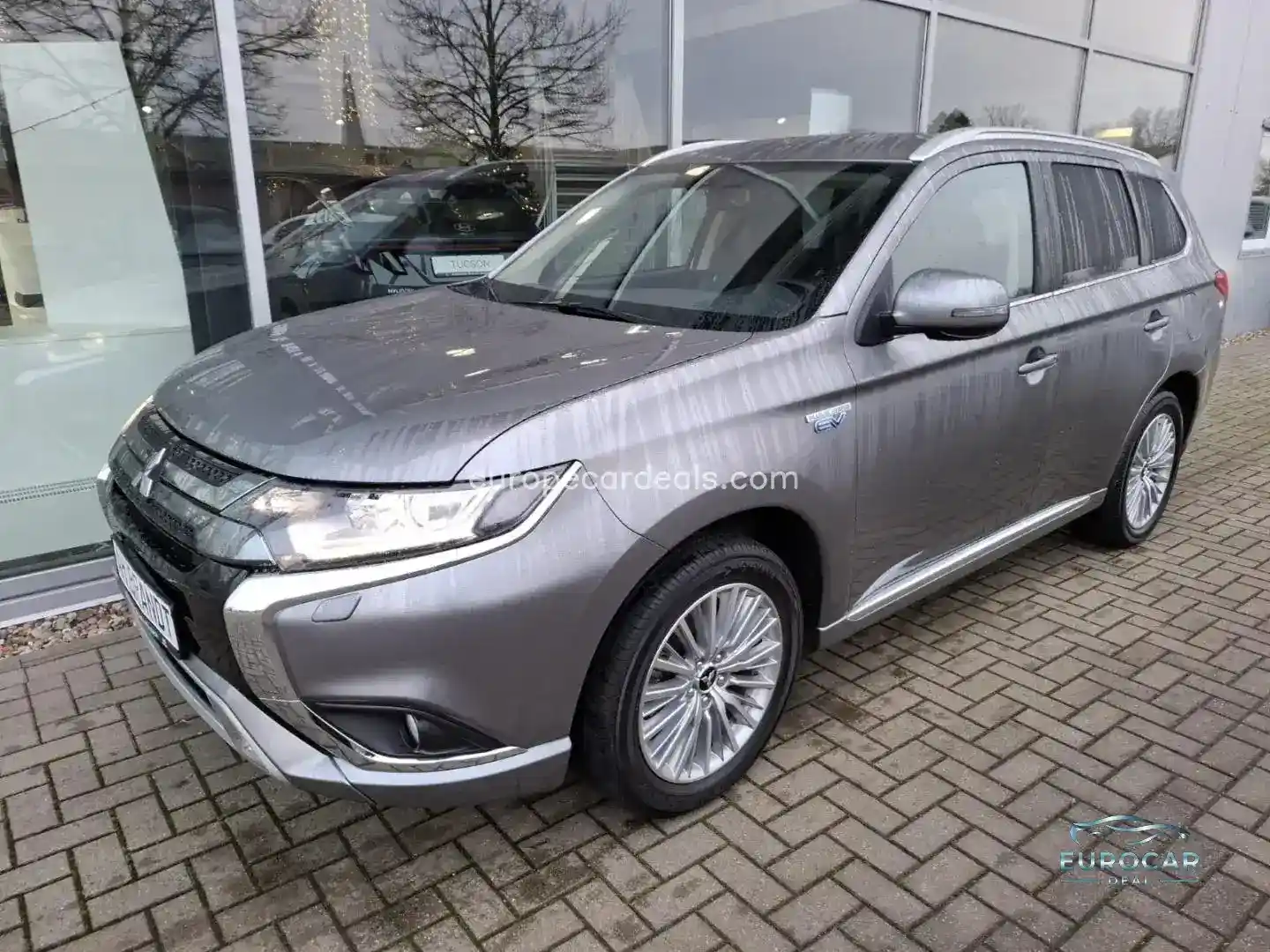 Mitsubishi Plug-in Hybrid Outlander