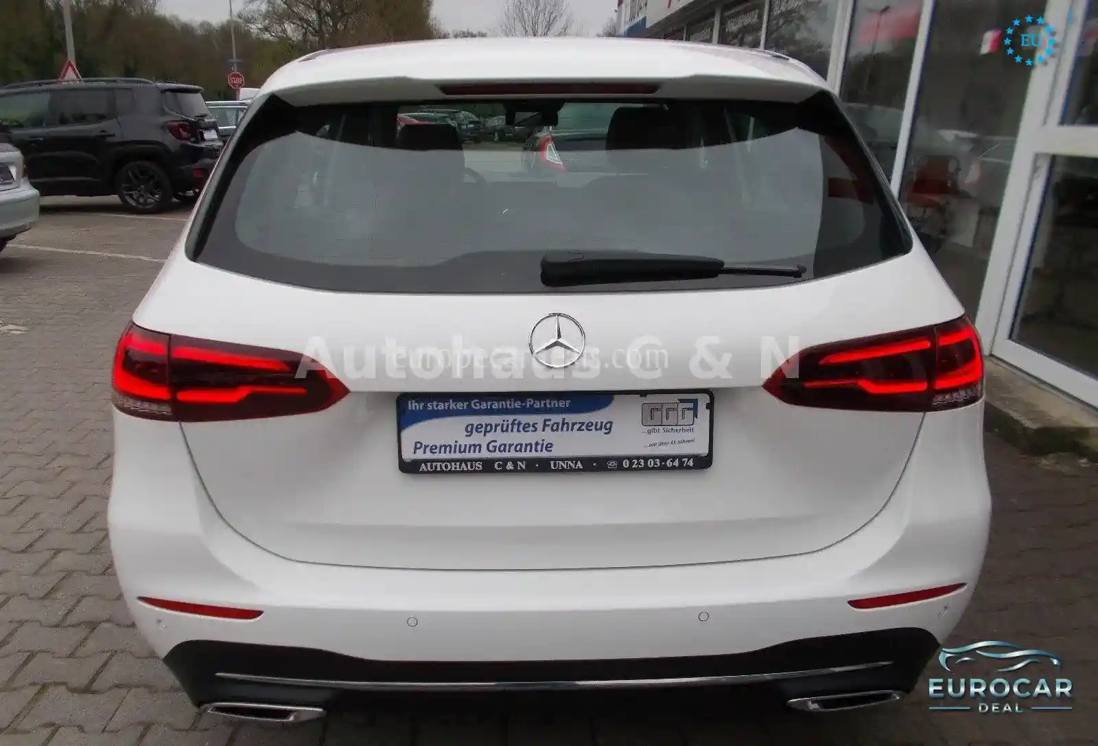 Mercedes-Benz B 200