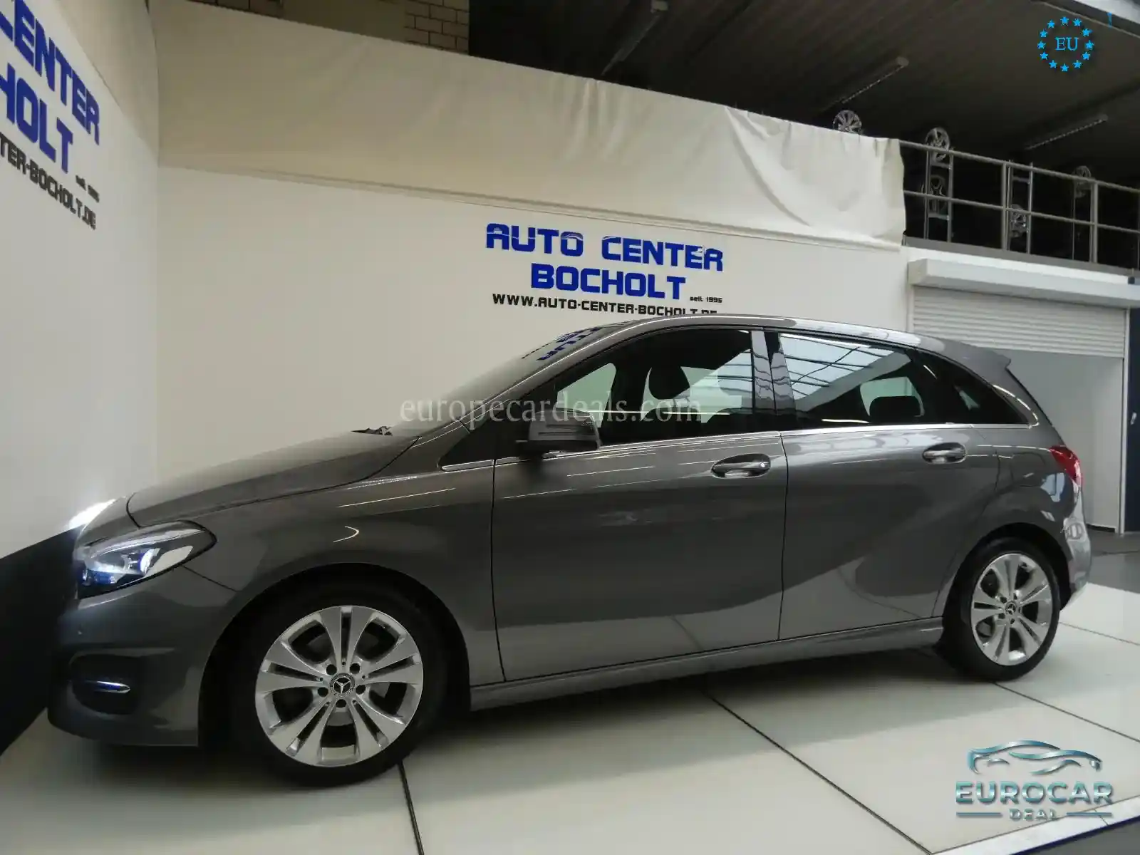 Mercedes-Benz B 200