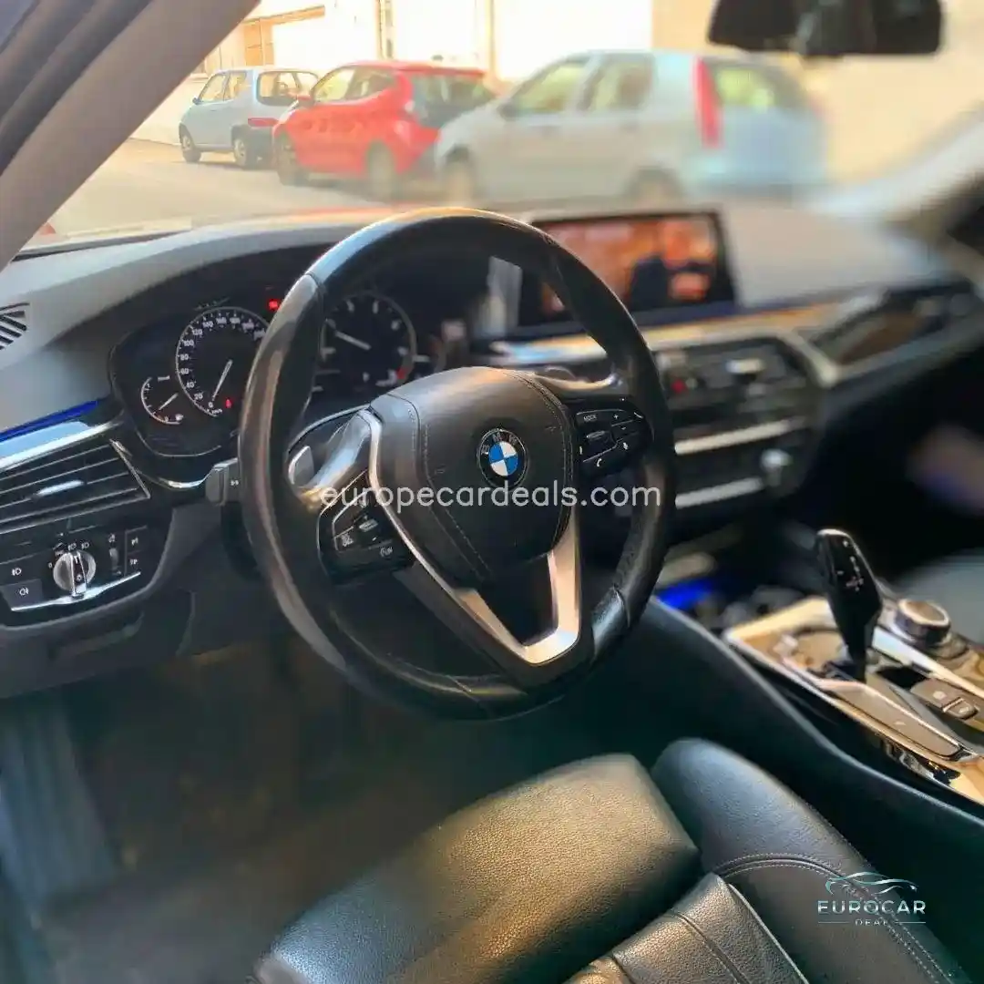 BMW 520