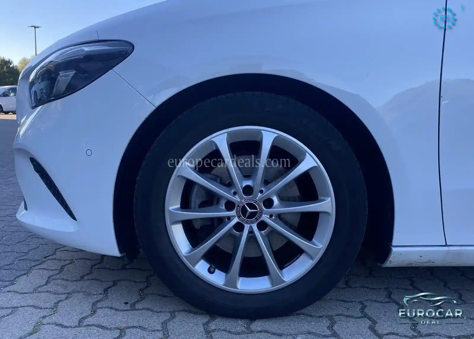 Mercedes-Benz B 200