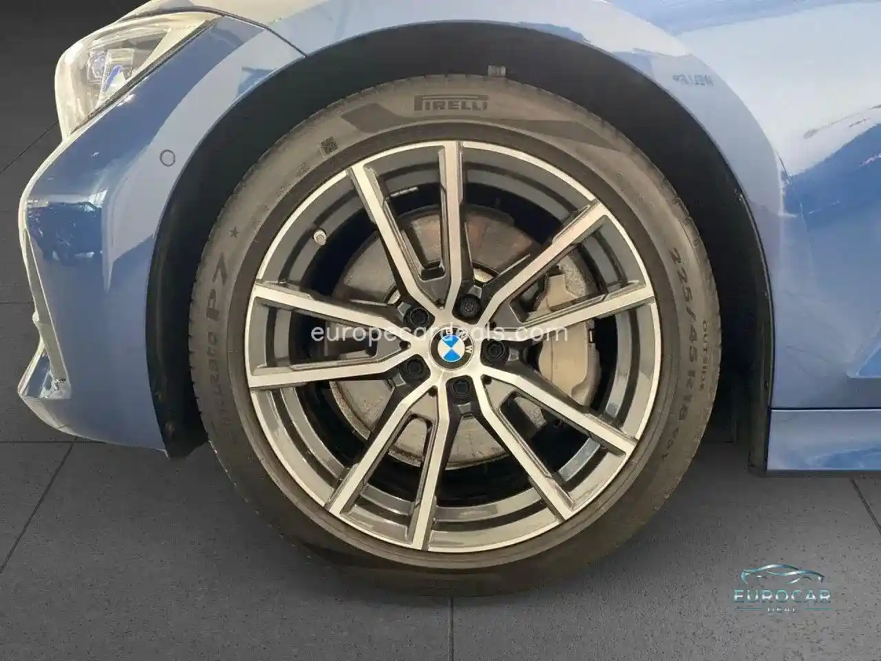 BMW 330