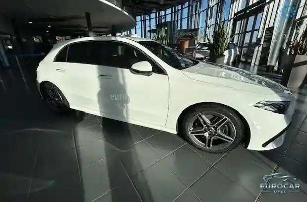 Mercedes-Benz A 220
