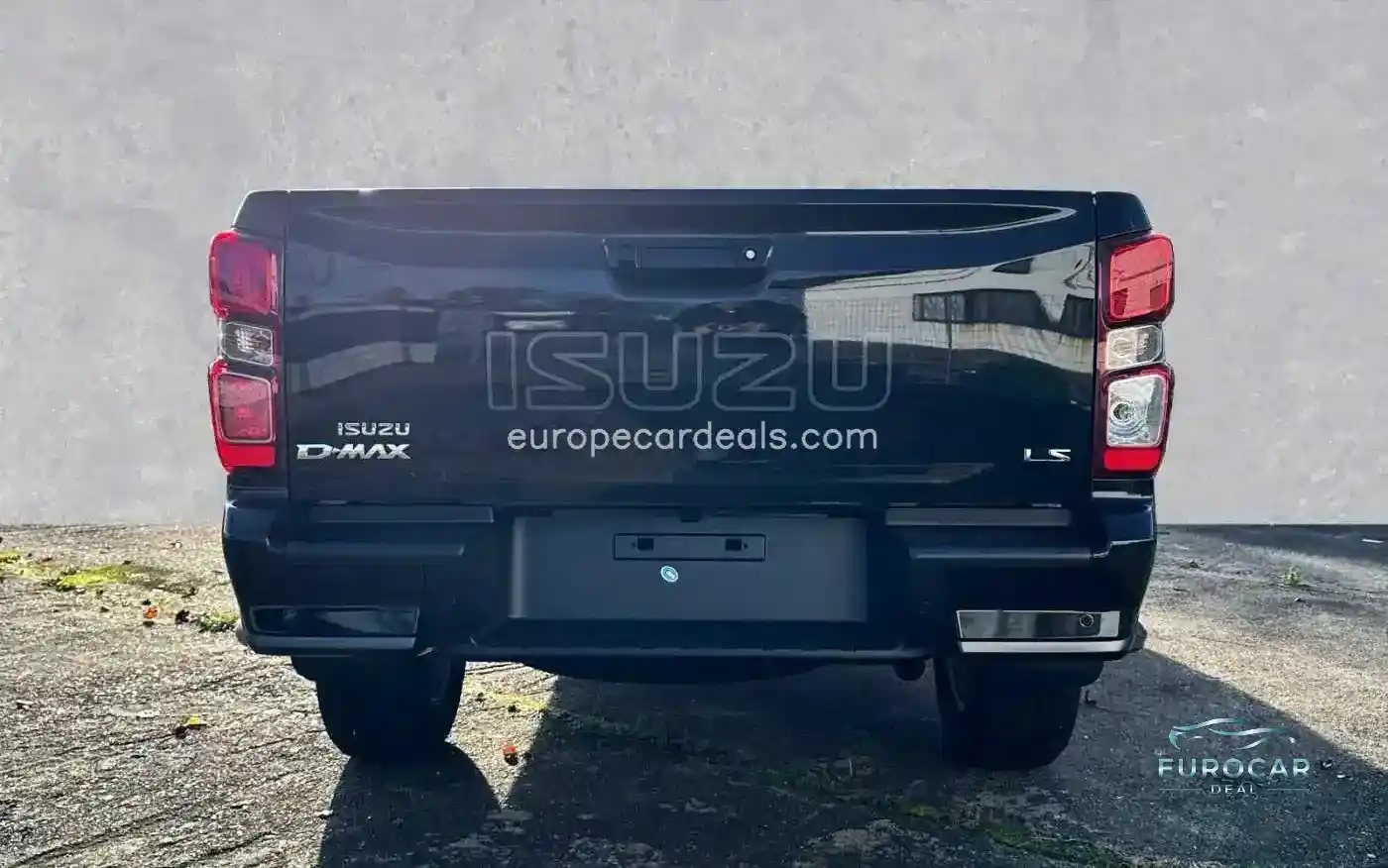 Space Cab 4WD Autm. LS am Lager