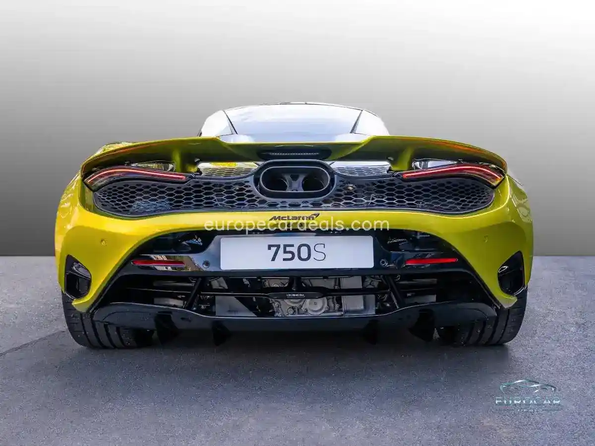 McLaren 750S
