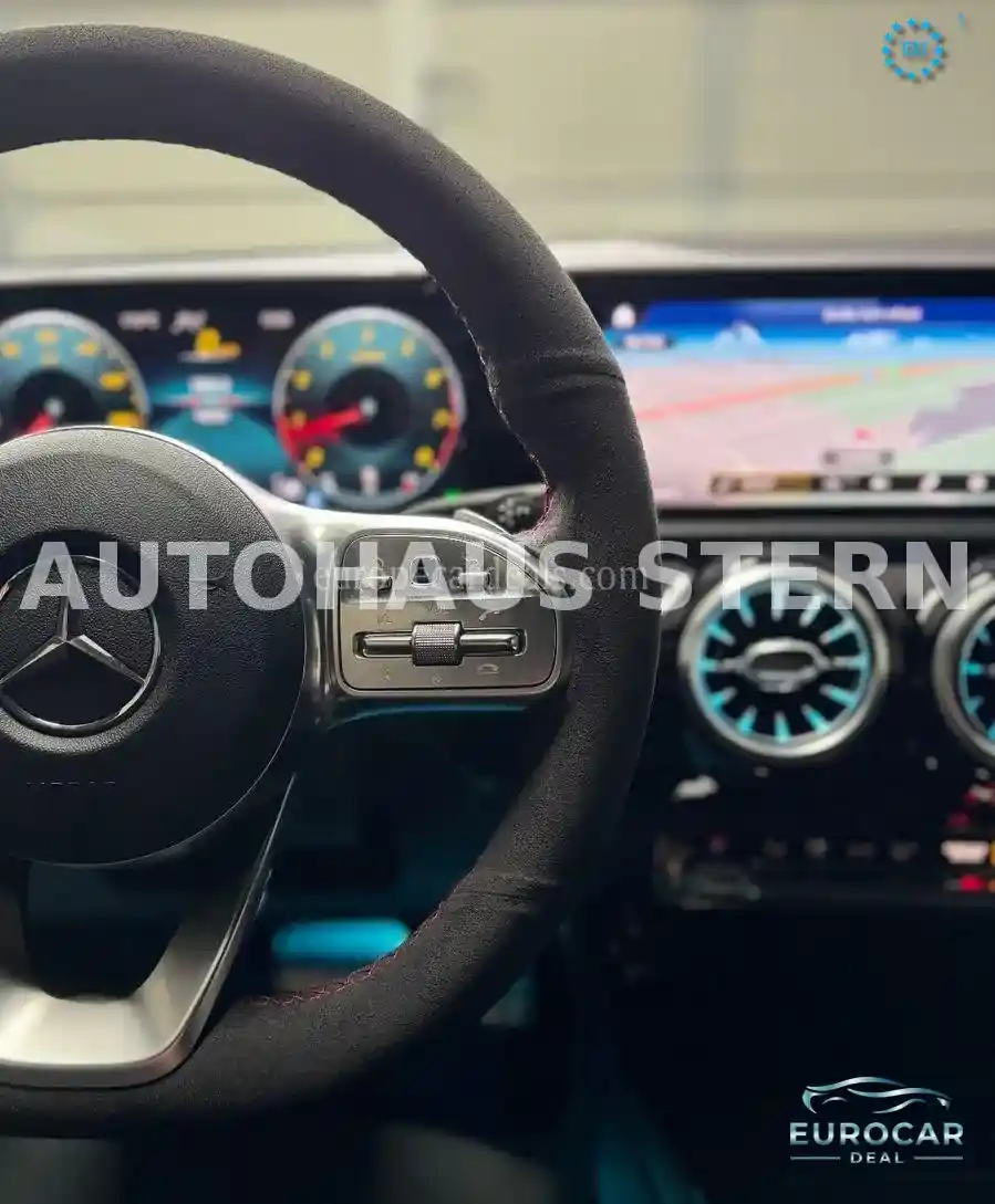 Mercedes-Benz A 220